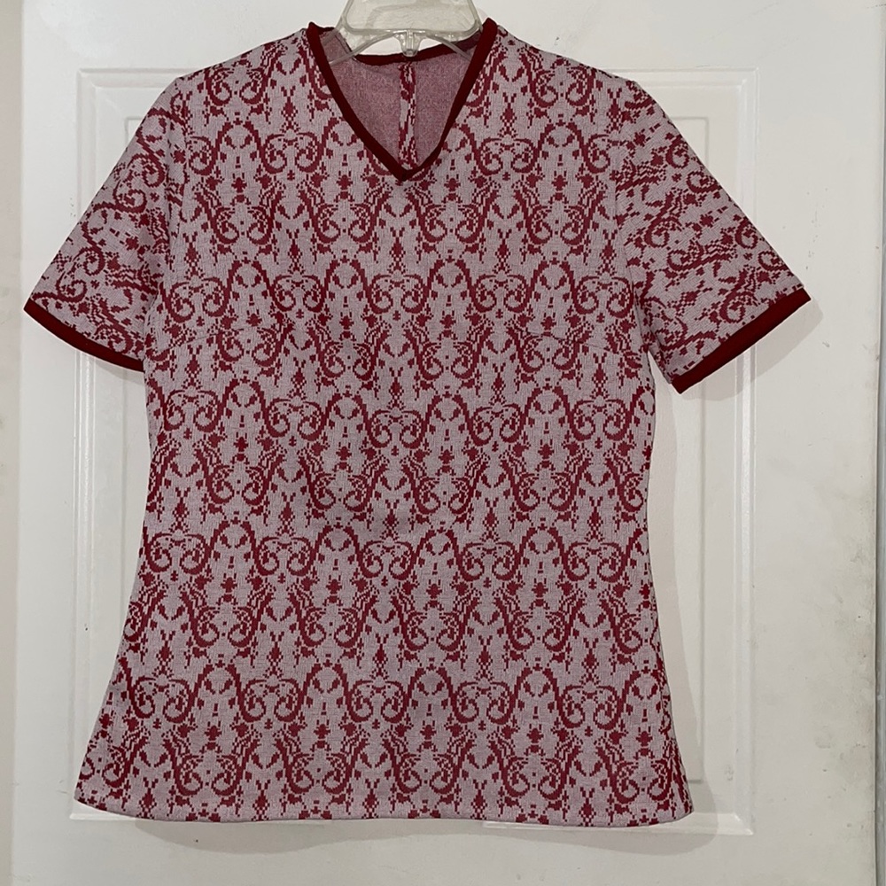 Vintage poly short sleeved top. M